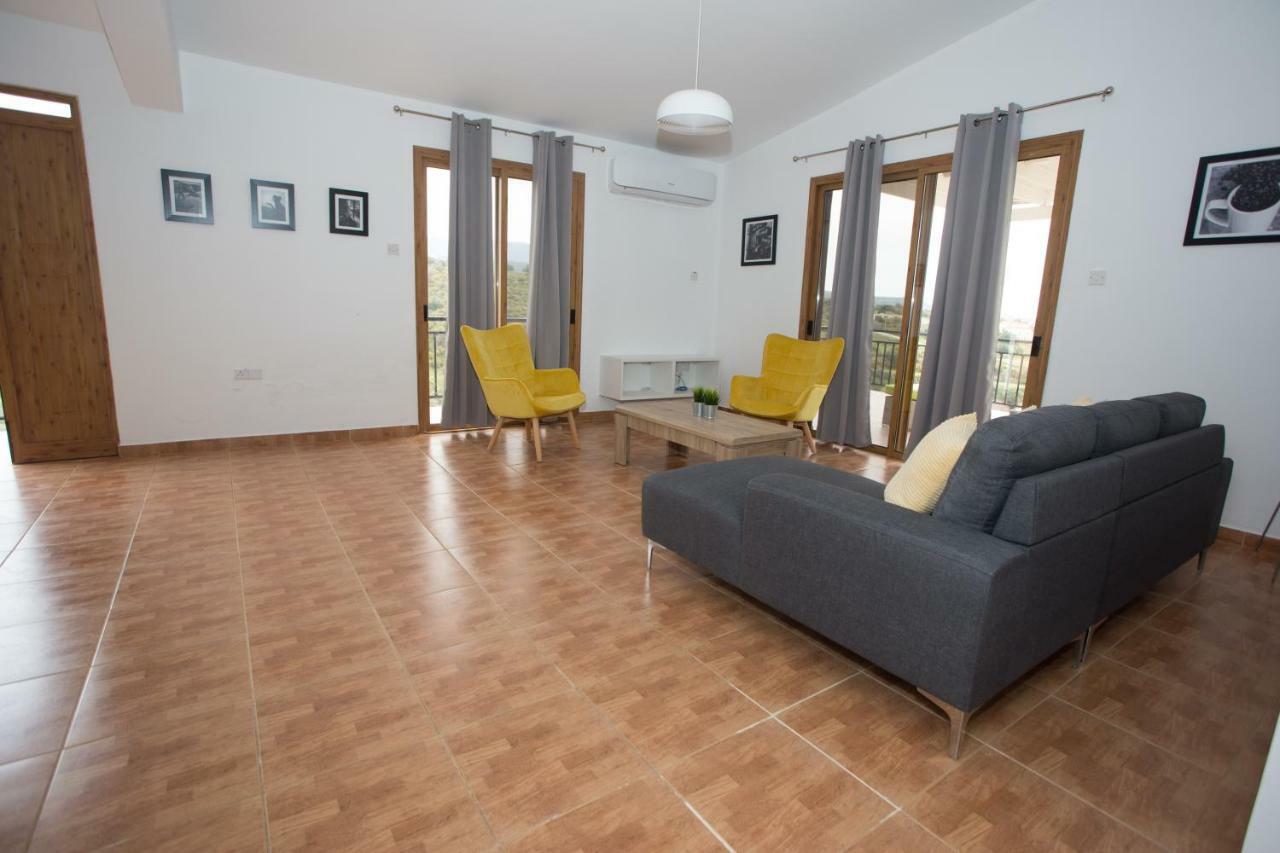 Serene Serenity Пафос Екстер'єр фото