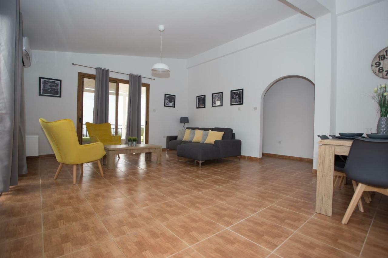 Serene Serenity Пафос Екстер'єр фото