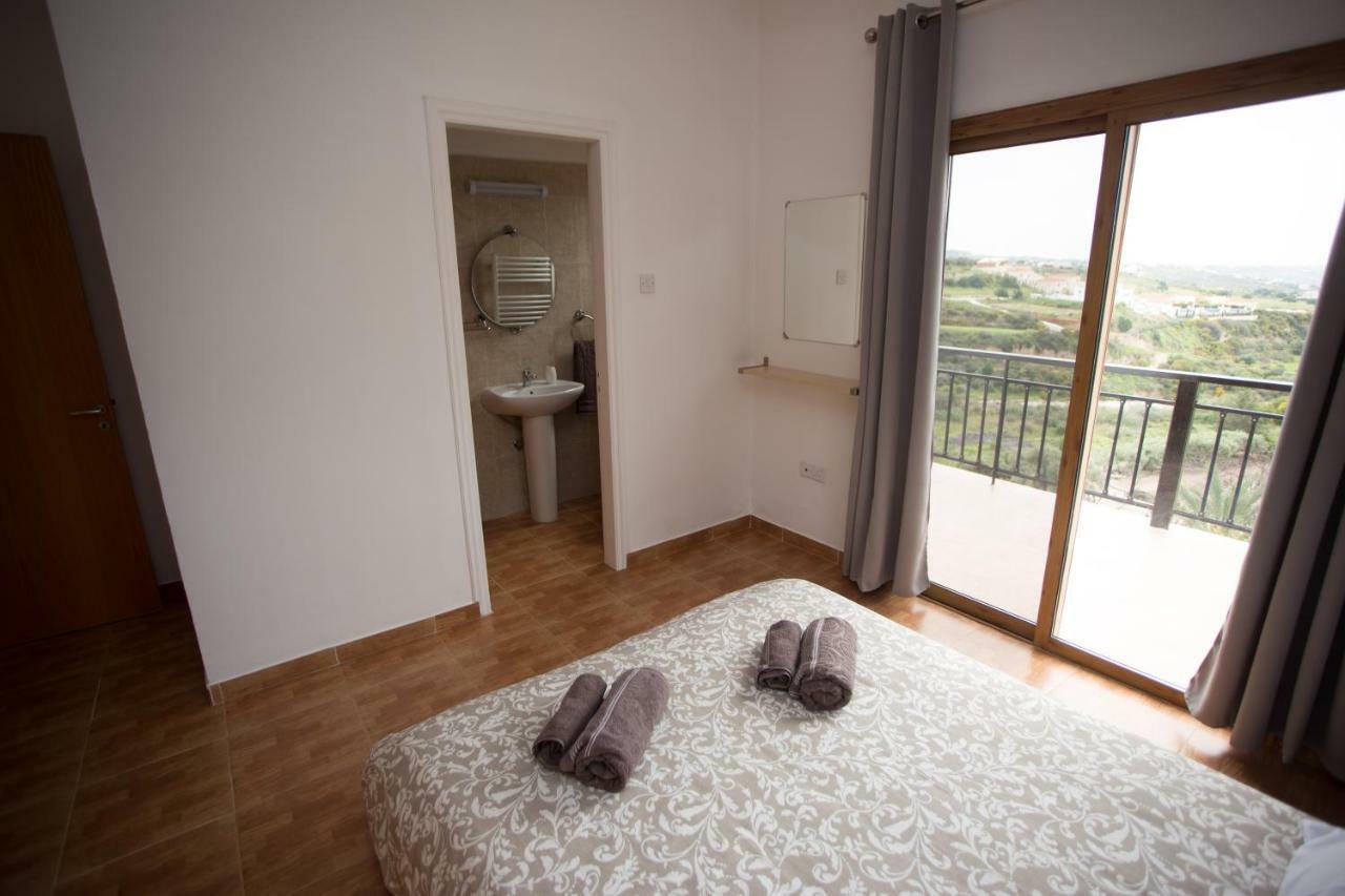 Serene Serenity Пафос Екстер'єр фото